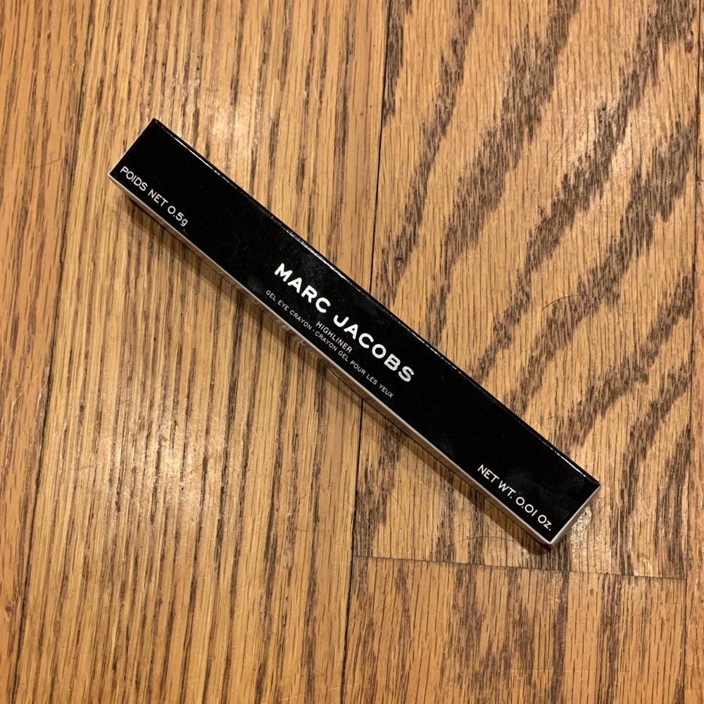 RARE Marc Jacobs- 64 (Luna)tic Eyeliner- metallic gray lavender